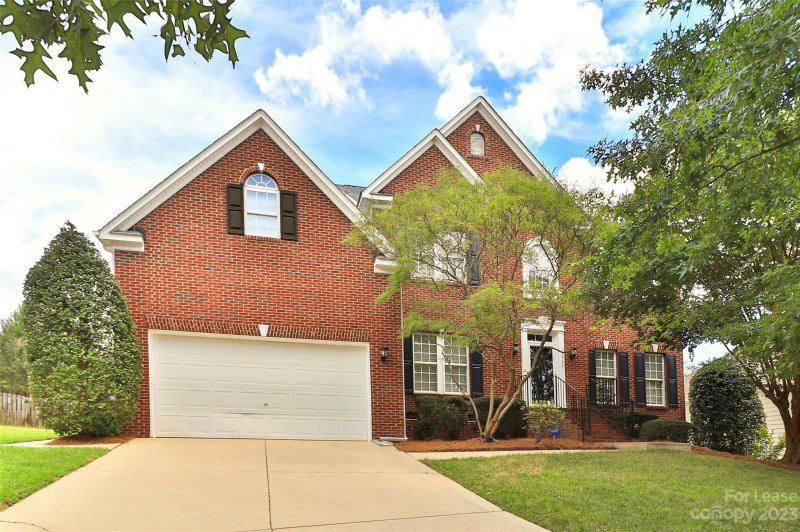 15965 Cumnor Lane