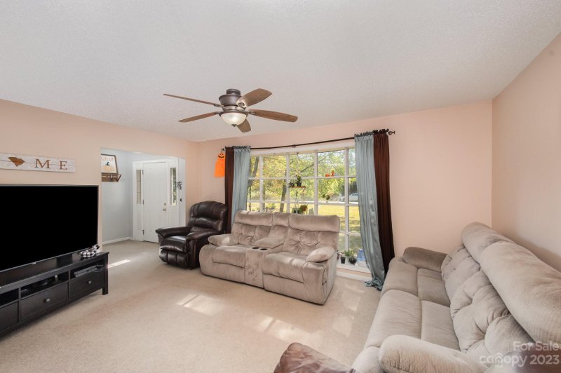 Property image 3 at 930 Oriole Drive, Rock Hill, SC 29732