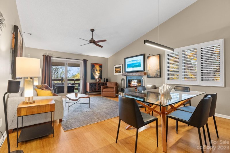 Property image 5 at 305 Piney Mountain Drive, Asheville, NC 28805