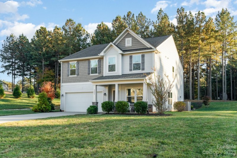 Property image 2 at 6421 Fawn Crest Drive, Waxhaw, NC 28173