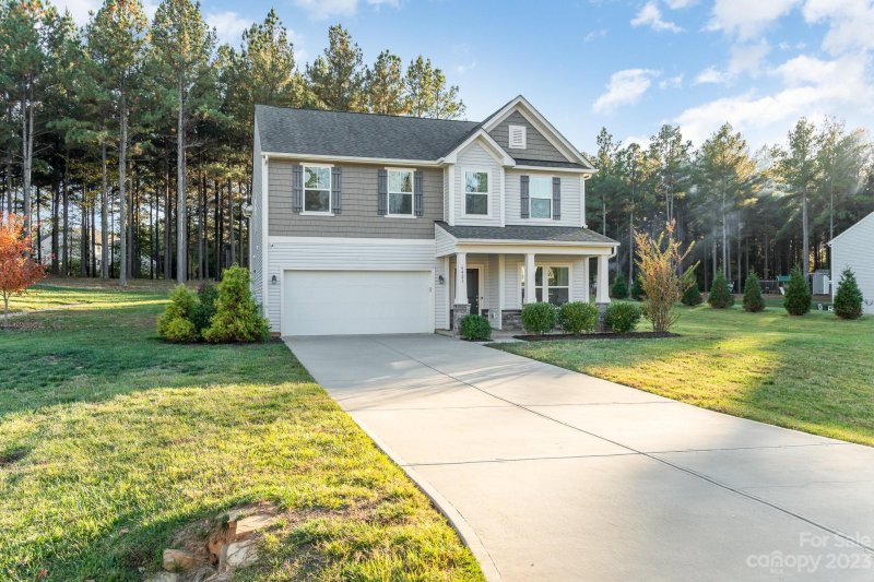 Property image 3 at 6421 Fawn Crest Drive, Waxhaw, NC 28173