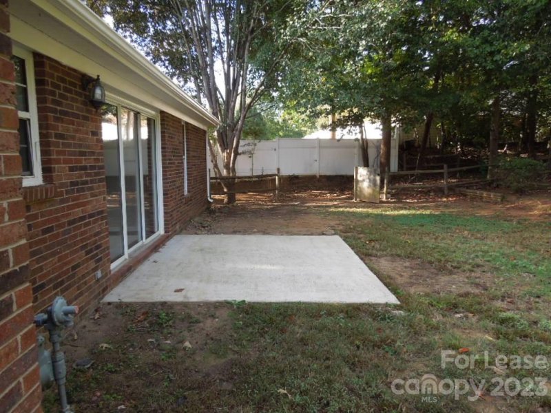 Property image 4 at 427 Reed Creek Road, Mooresville, NC 28117