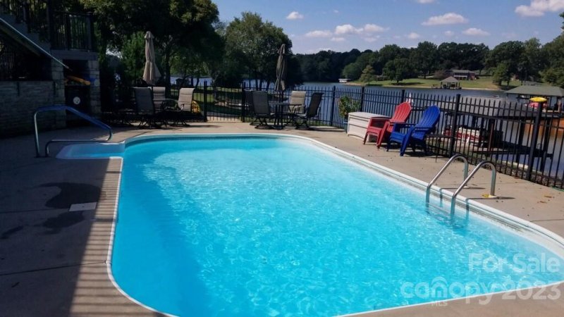 Property image 5 at 154 Harbor Point Drive, Cherryville, NC 28021