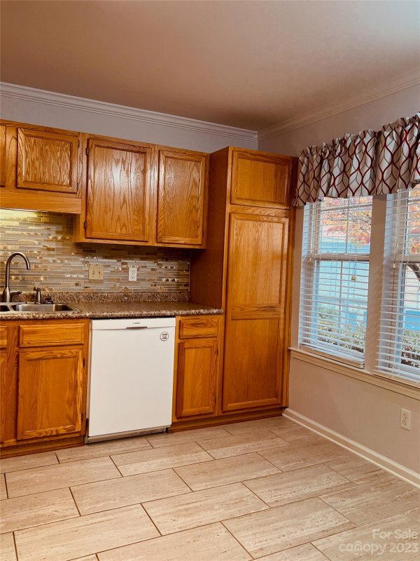 Property image 5 at 1902 Hyde Park Drive, Asheville, NC 28806