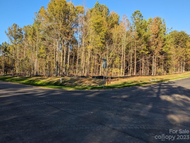 Property image 3 at 220 Heartland Drive, Rock Hill, SC 29732