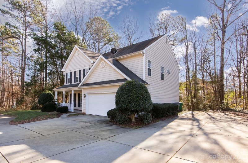 Property image 3 at 6112 Nevin Road, Charlotte, NC 28262