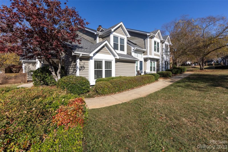 Property image 2 at 8265 Legare Court, Charlotte, NC 28210