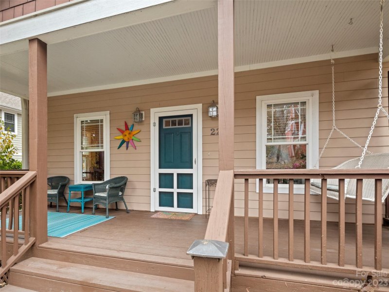 Property image 4 at 22 Lamar Avenue, Asheville, NC 28803
