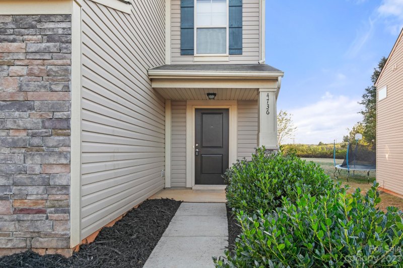 Property image 3 at 4736 Gibbons Link Road, Charlotte, NC 28269