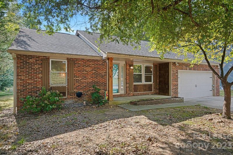 Property image 2 at 11407 Antebellum Drive, Charlotte, NC 28273