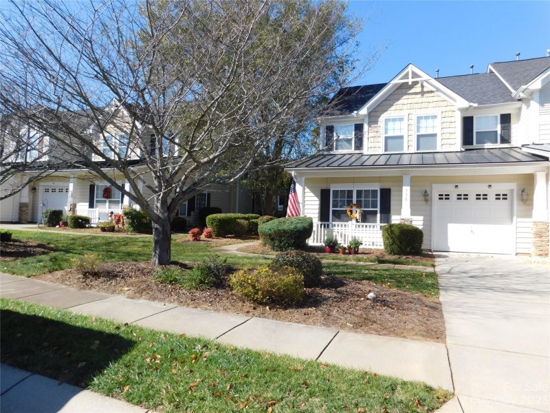 Property image 5 at 333 Rose Garden Court, Rock Hill, SC 29732