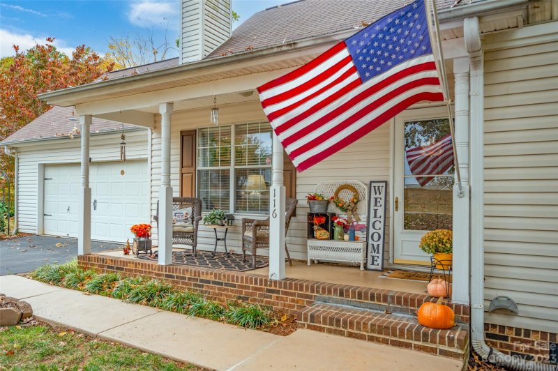 Property image 3 at 116 Greenwich Drive, Statesville, NC 28677