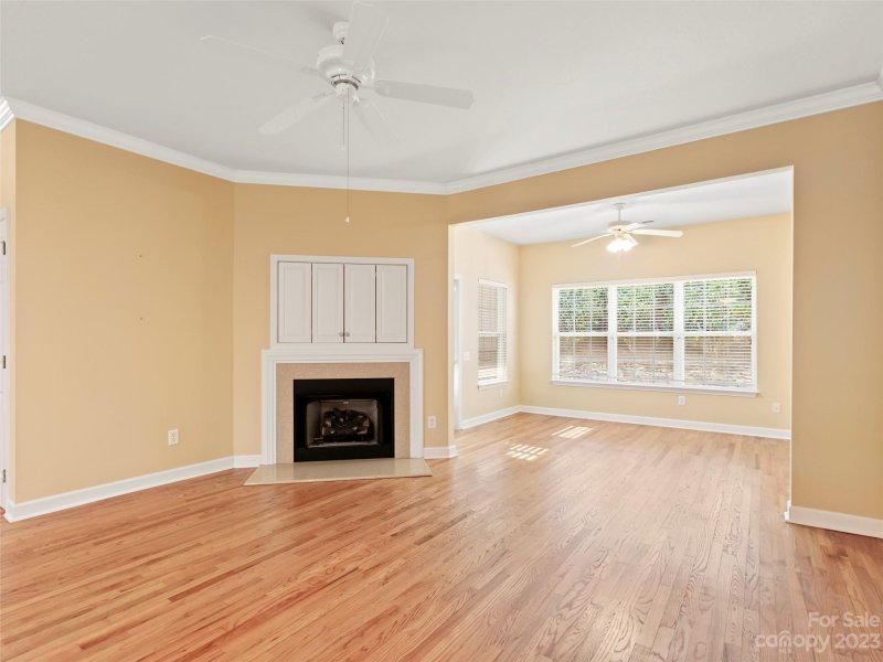 Property image 4 at 112 Victoria Park Drive, Hendersonville, NC 28792