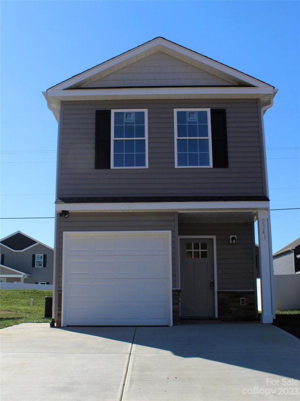 Property image 3 at 2541 Snow Creek Road, Hickory, NC 28601