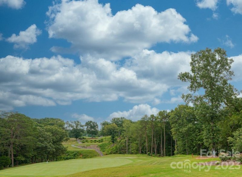 138 Broken Arrow Drive