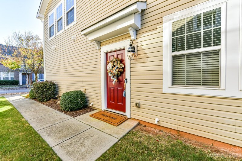 Property image 5 at 8245 Viewpoint Lane, Cornelius, NC 28031