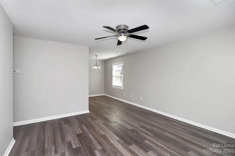 Property image 5 at 4334 Pebblebrook Drive, Charlotte, NC 28208