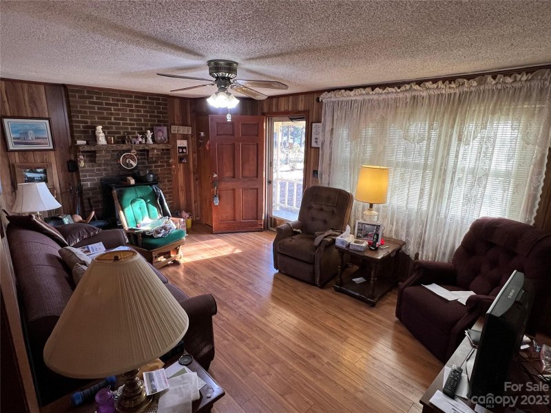 Property image 2 at 336 8th Avenue, Maiden, NC 28650