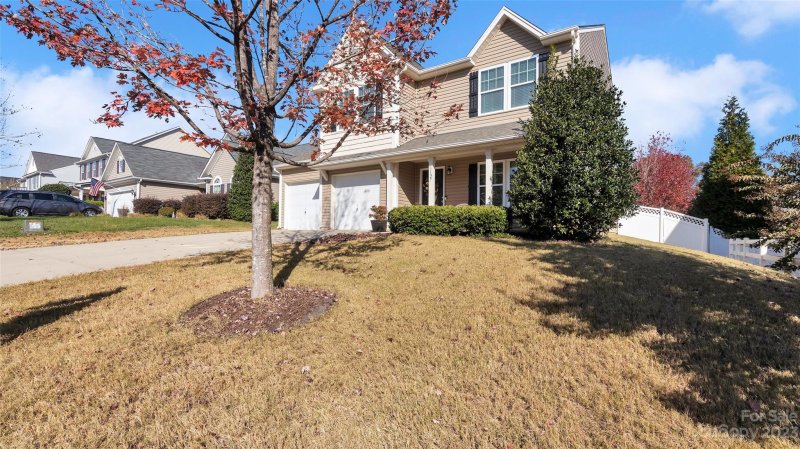 Property image 2 at 1127 Wagner Avenue, Fort Mill, SC 29715