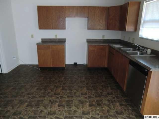 Property image 5 at 6704 Ridge Lane Road, Charlotte, NC 28262