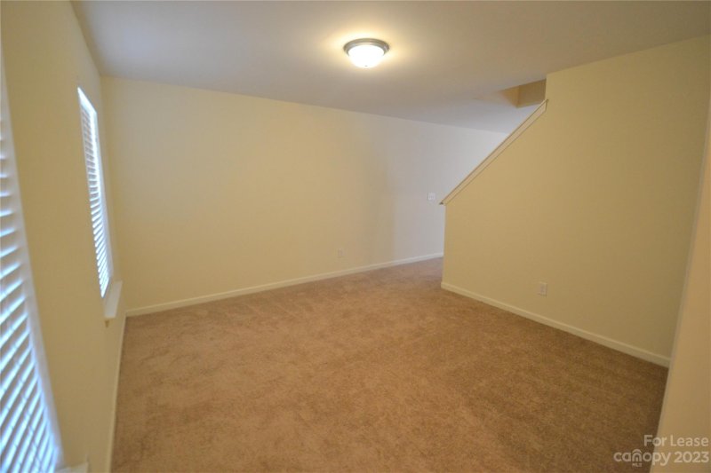 Property image 3 at 9423 Bradstreet Commons Way, Charlotte, NC 28215