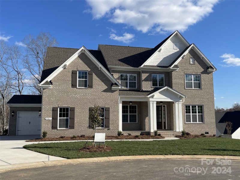 905 Marquis Hills Drive