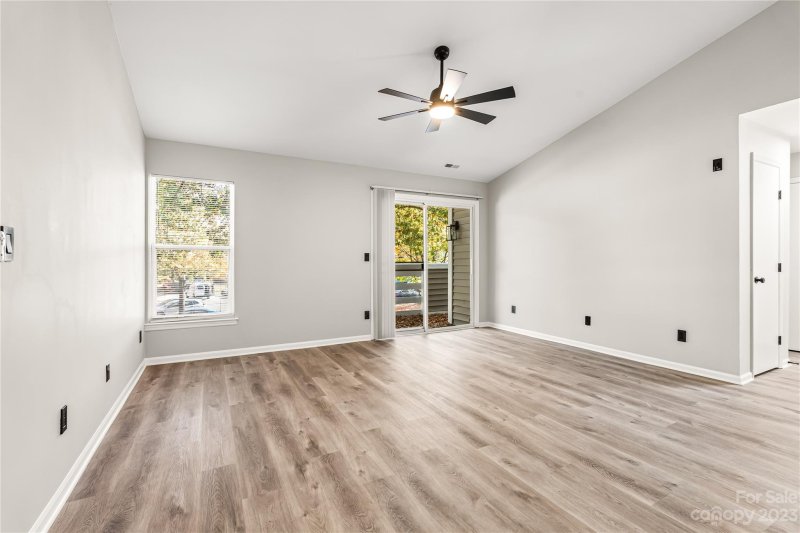 Property image 4 at 9609 Vinca Circle, Charlotte, NC 28213