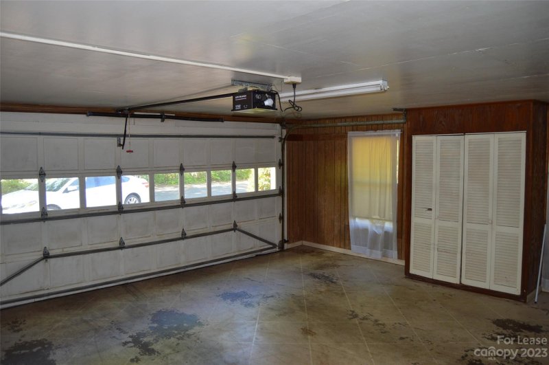 Property image 4 at 3216 Wentworth Street, Statesville, NC 28625