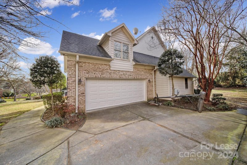 Property image 3 at 3117 Lakewood Edge Drive, Charlotte, NC 28269