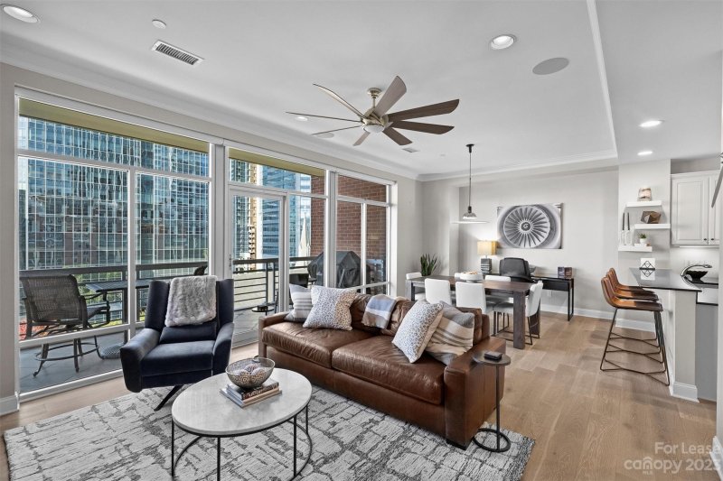 Property image 5 at 435 S Tryon Street, Charlotte, NC 28202