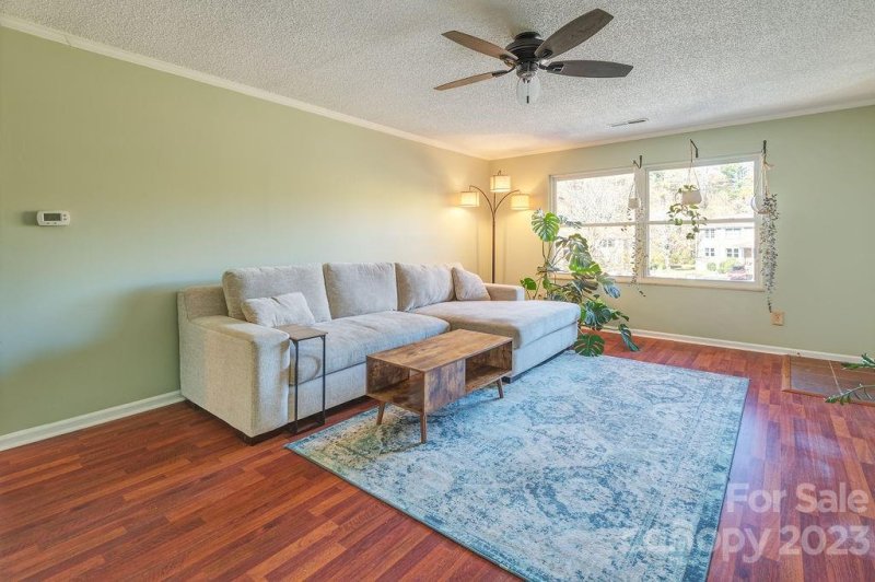 Property image 2 at 27 Capri Lane, Hendersonville, NC 28791