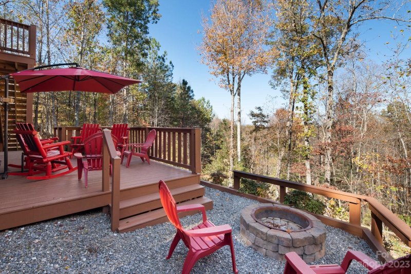 Property image 3 at 210 Hidden Lake Parkway, Nebo, NC 28761