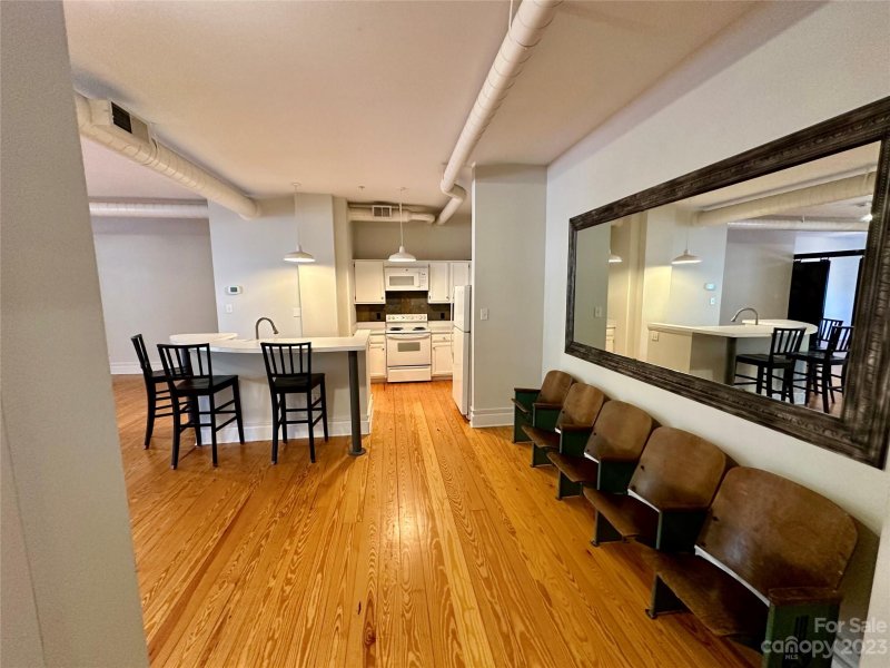 Property image 3 at 404 Laurel Avenue, Charlotte, NC 28204