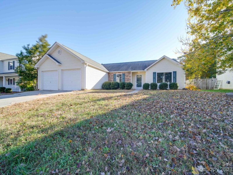 Property image 4 at 3923 Edgeview Drive, Indian Trail, NC 28079