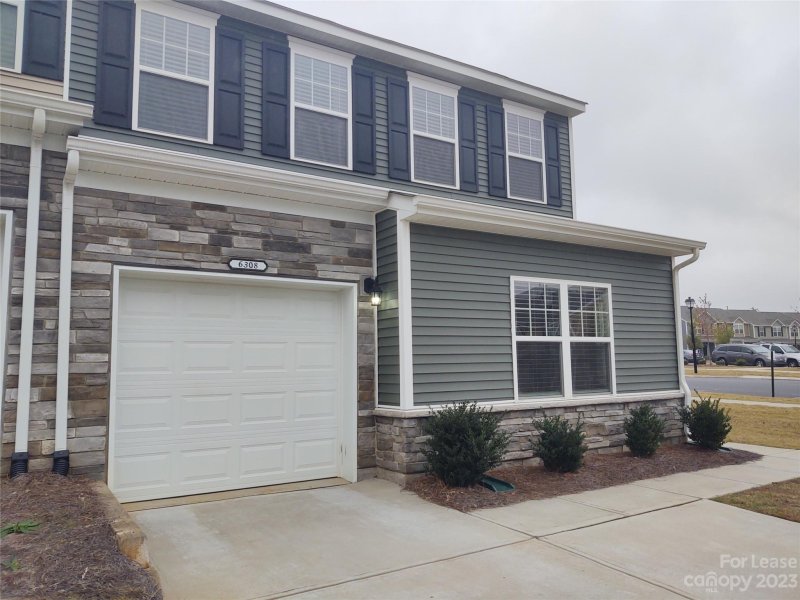 6308 Revolutionary Trail