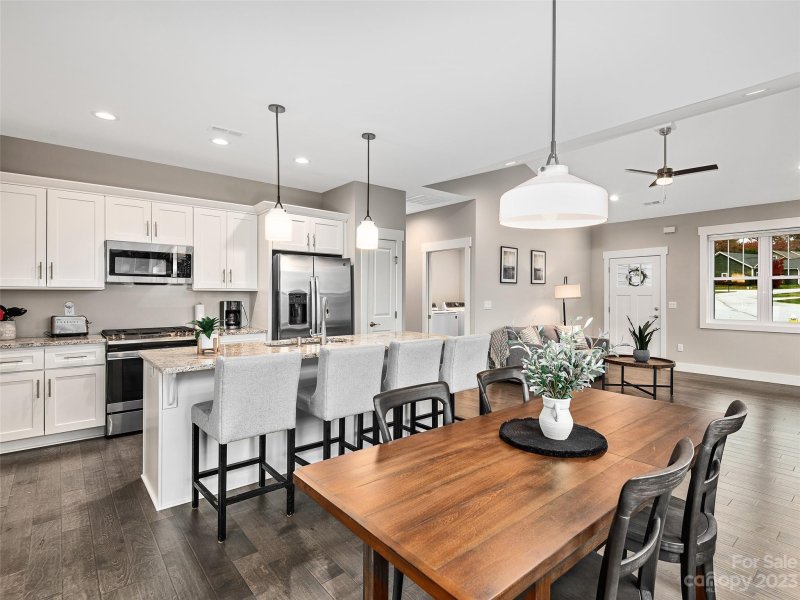 Property image 5 at 84 S Anvil Avenue, Hendersonville, NC 28792