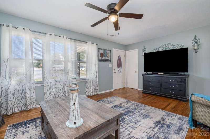 Property image 4 at 907 E Main Street, Shelby, NC 28150