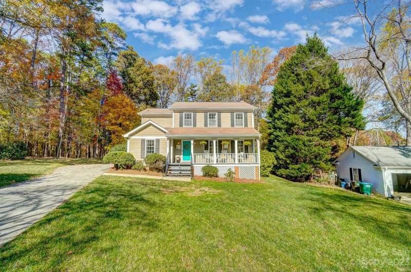 Property image 2 at 13905 Double Girth Court, Matthews, NC 28105