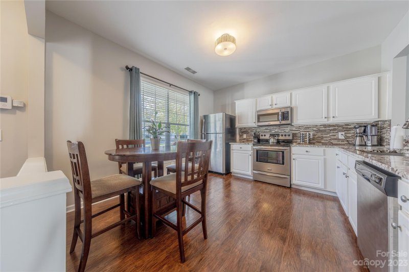 Property image 4 at 6917 Rothchild Drive, Charlotte, NC 28270