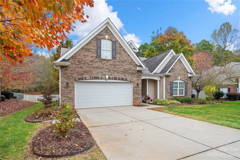 Property image 2 at 417 Elizabeth Valley Lane, Lake Wylie, SC 29710