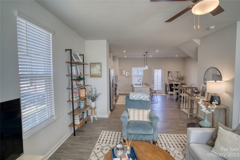 Property image 3 at 10840 Overlook Mountain Drive, Charlotte, NC 28216