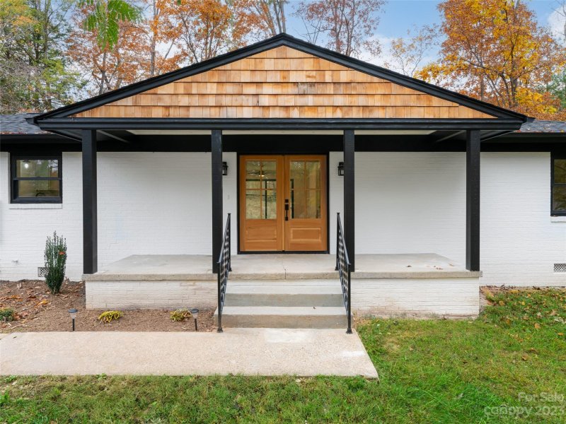 Property image 4 at 26 Forestdale Drive, Asheville, NC 28803