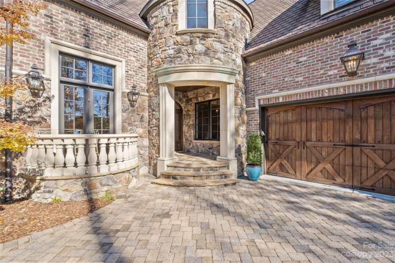 Property image 2 at 4324 Tottenham Road, Charlotte, NC 28226