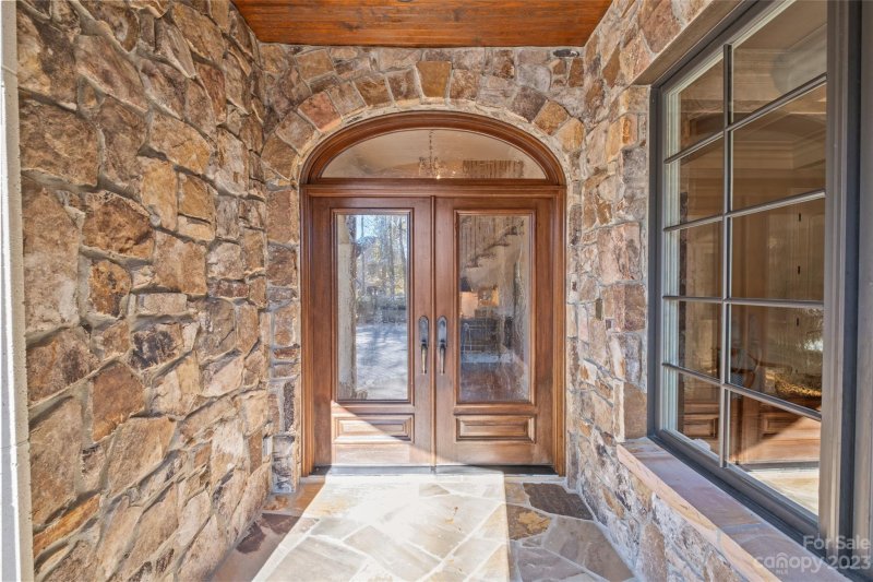 Property image 3 at 4324 Tottenham Road, Charlotte, NC 28226