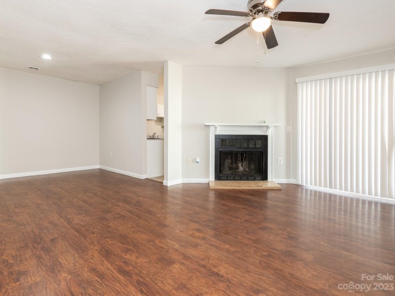 Property image 2 at 4902 Spring Lake Drive, Charlotte, NC 28212