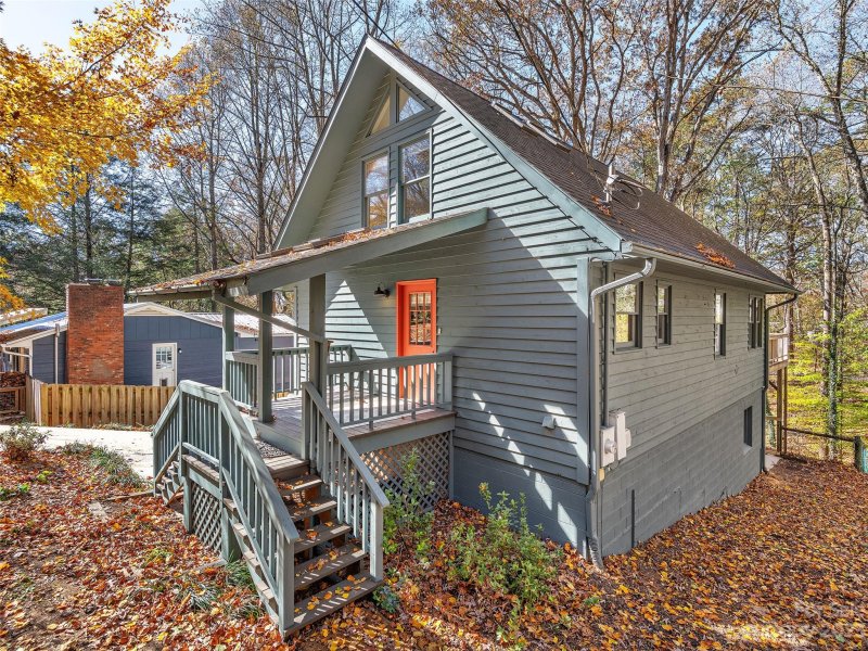 Property image 3 at 89 Morningside Drive, Asheville, NC 28806