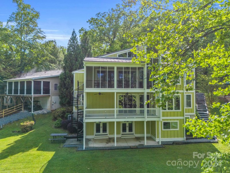 Property image 2 of 78 Assembly Drive in Bonclarken, Flat Rock, NC 28731