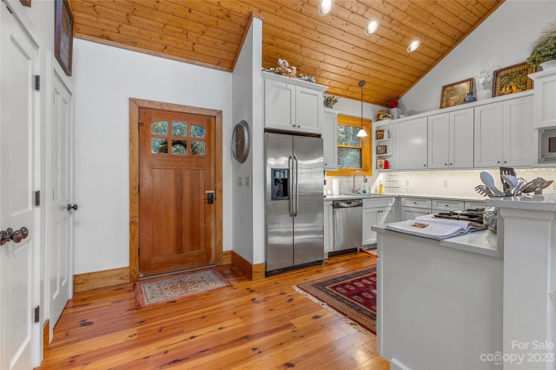 Property image 4 at 42 Balsam Court, Sapphire, NC 28774