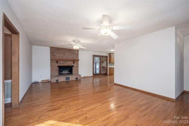 Property image 3 at 317 Woodside Drive, Harrisburg, NC 28075