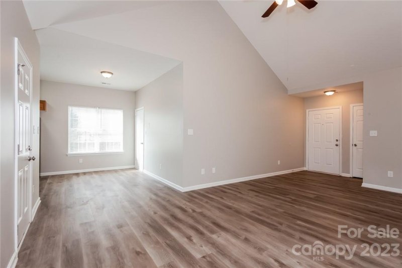 Property image 3 at 8215 Pozzi Road, Charlotte, NC 28216